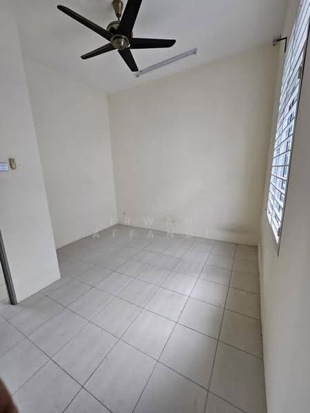 Rumah Kluster untuk Dijual di Bandar Saujana Putra (Tanjong Duabelas) - Irwan Affandi - Interior - PropertyGuru.com.my