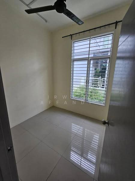 Rumah Kluster untuk Dijual di Bandar Saujana Putra (Tanjong Duabelas) - Irwan Affandi - Interior - PropertyGuru.com.my