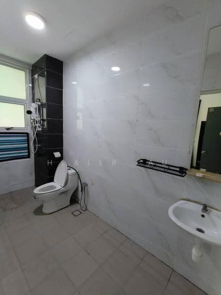 Service Residence for Sale at D'carlton (Residensi Seri Mega) - Healer Lau - PropertyGuru.com.my