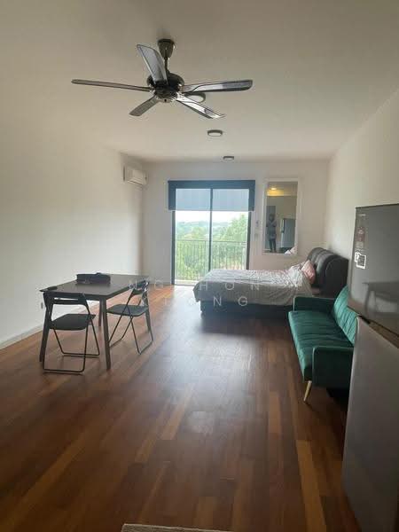 Kediaman Servis untuk Dijual di Tiara Imperio Residence - Ng Hon Keong - Bedroom - PropertyGuru.com.my