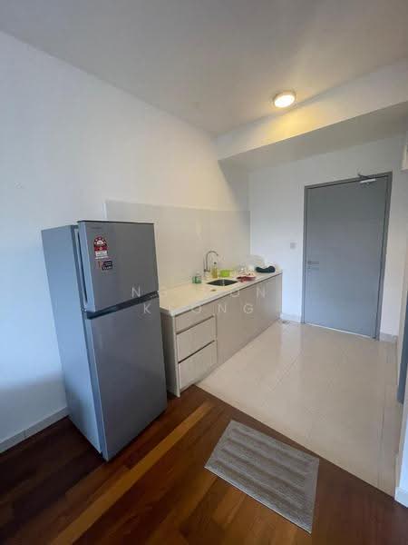 Kediaman Servis untuk Dijual di Tiara Imperio Residence - Ng Hon Keong - Kitchen - PropertyGuru.com.my