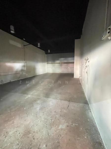 Retail Space for Rent in Taman Lip Sin (Sungai Dua) - Zherlynn Ho - Interior - PropertyGuru.com.my