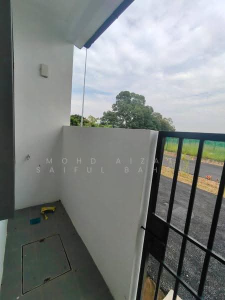 Terraced House for Sale in Sepang (Selangor) - Mohd Aizat Saiful Bahri - Exterior - PropertyGuru.com.my