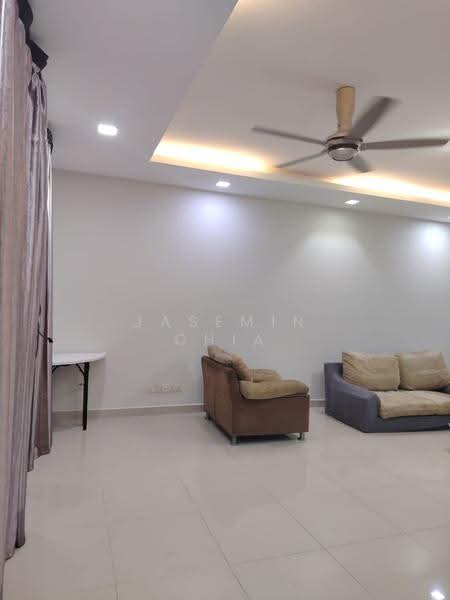 Rumah Teres 2-Tingkat untuk Disewa di Sutera Damansara (Damansara Damai) - Jasemin Chia - Living Room - PropertyGuru.com.my