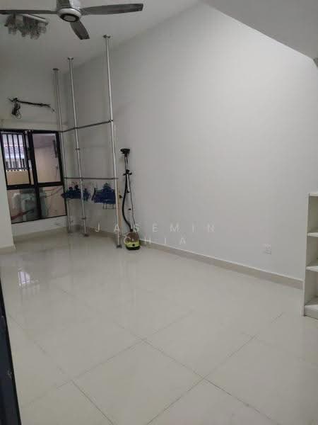 Rumah Teres 2-Tingkat untuk Disewa di Sutera Damansara (Damansara Damai) - Jasemin Chia - PropertyGuru.com.my