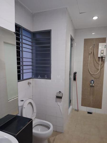Rumah Teres 2-Tingkat untuk Disewa di Sutera Damansara (Damansara Damai) - Jasemin Chia - Bathroom - PropertyGuru.com.my