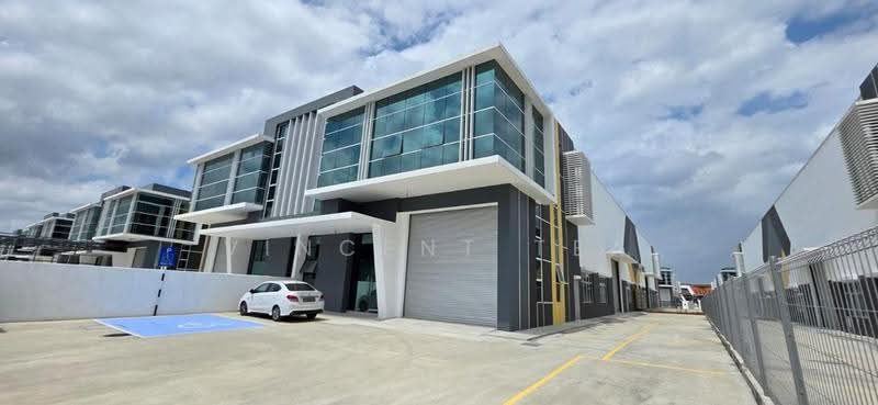 Cluster Factory for Sale in Ulu Tiram (Johor) - Vincent Tea - Exterior - PropertyGuru.com.my