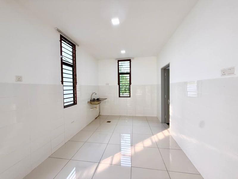 Rumah Berkembar untuk Dijual di Bandar Tasik Kesuma (Beranang) - Azli Ibrahim - PropertyGuru.com.my