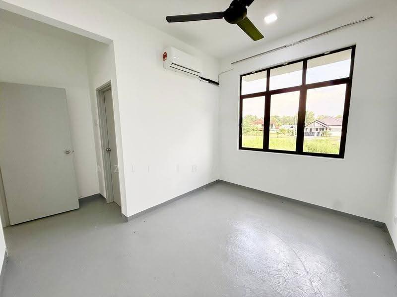 Rumah Berkembar untuk Dijual di Bandar Tasik Kesuma (Beranang) - Azli Ibrahim - PropertyGuru.com.my