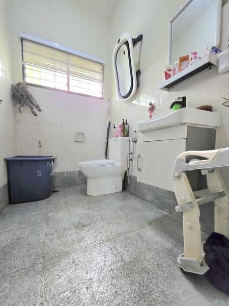 Bungalow House for Sale in Bandar Putra Permai (Seri Kembangan) - Mohd Aizat Saiful Bahri - PropertyGuru.com.my