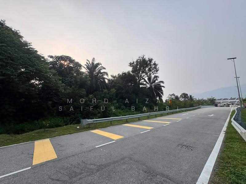 Agricultural Land for Sale in Labu (Negeri Sembilan) - Mohd Aizat Saiful Bahri - Exterior - PropertyGuru.com.my