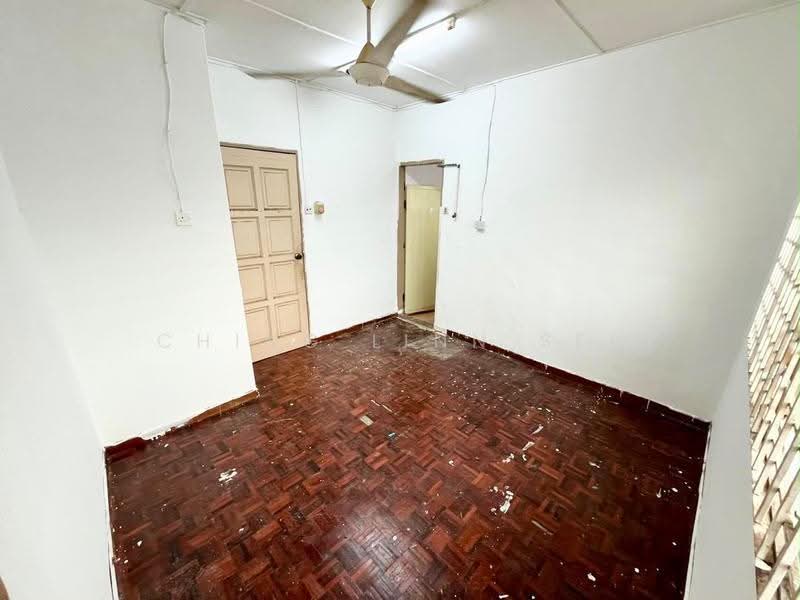 2-storey Terraced House for Sale in Taman Bukit Katil Damai (Bukit Katil) - Ching Linn Sei - Interior - PropertyGuru.com.my