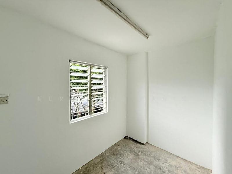 Pangsapuri untuk Dijual di Sri Bayu Apartments (Bayan Lepas) - NURULISMA HANIS - Interior - PropertyGuru.com.my