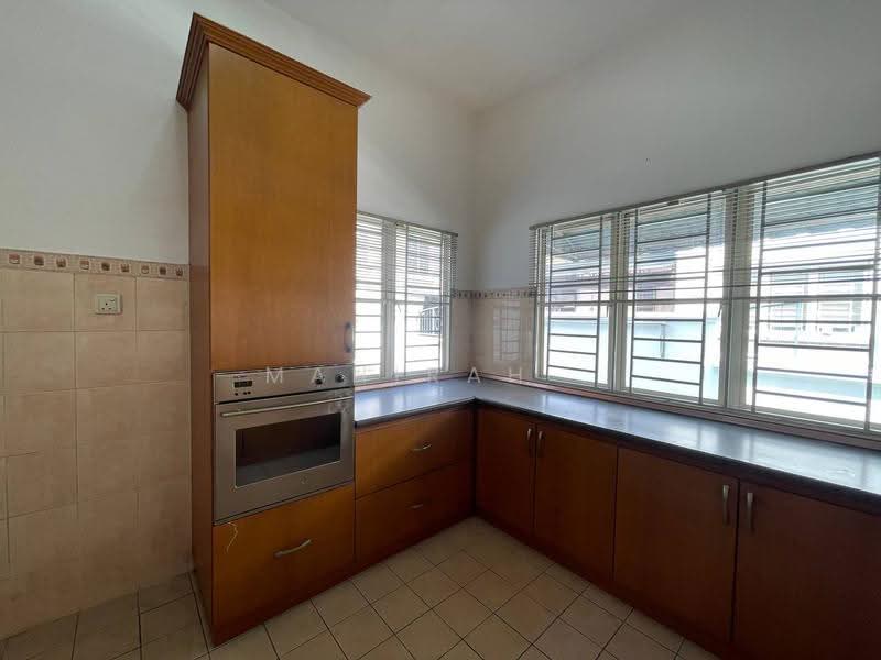 Rumah Berkembar untuk Dijual di Usj 3a (Subang Jaya) - Mahirah . - Kitchen - PropertyGuru.com.my