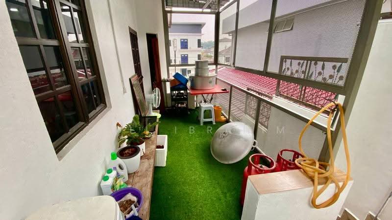 Rumah Banglo untuk Dijual di Taman Mulia (Cheras) - Azli Ibrahim - Balcony - PropertyGuru.com.my