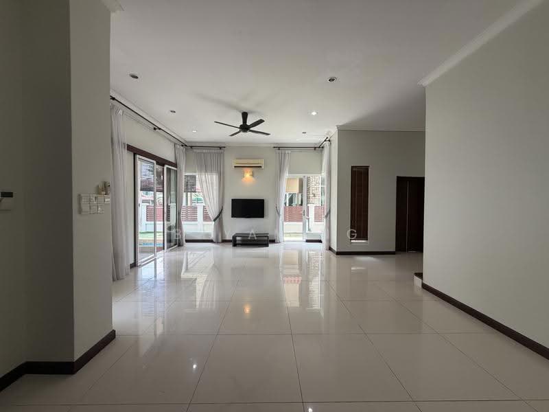 Semi-Detached House for Sale in Beverly Heights (Ampang) - Bryan Ng - Living Room - PropertyGuru.com.my