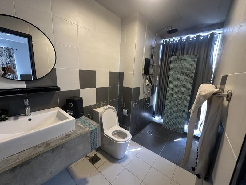 Rumah Teres 3-Tingkat untuk Dijual di Seremban 2 (Negeri Sembilan) - Ding Jodie - Bathroom - PropertyGuru.com.my