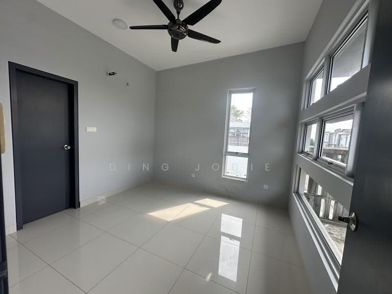Rumah Teres 3-Tingkat untuk Dijual di Seremban 2 (Negeri Sembilan) - Ding Jodie - Interior - PropertyGuru.com.my