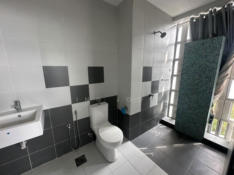 Rumah Teres 3-Tingkat untuk Dijual di Seremban 2 (Negeri Sembilan) - Ding Jodie - PropertyGuru.com.my