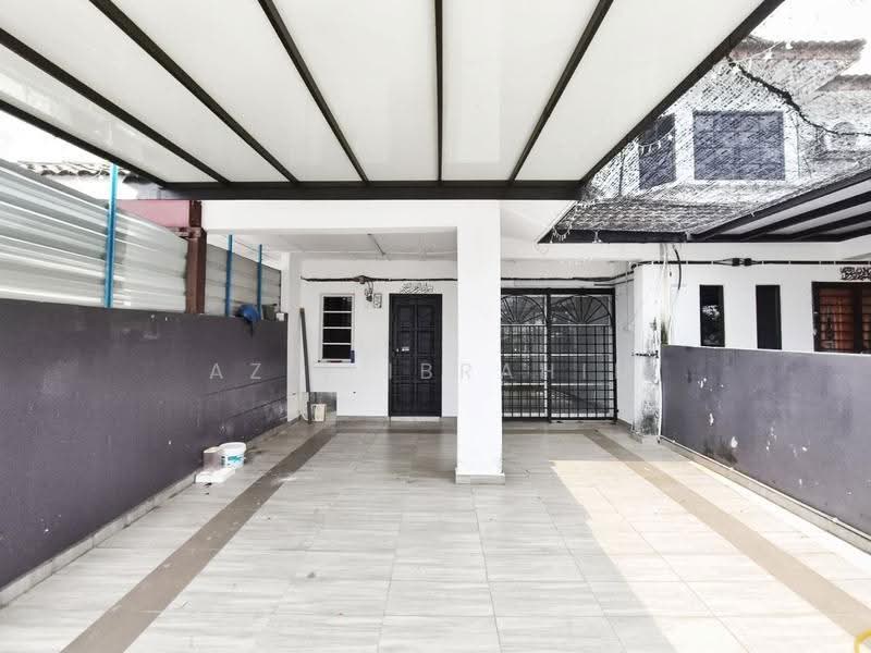 2-storey Terraced House for Sale in Bukit Indah (Ampang) - Azli Ibrahim - Exterior - PropertyGuru.com.my