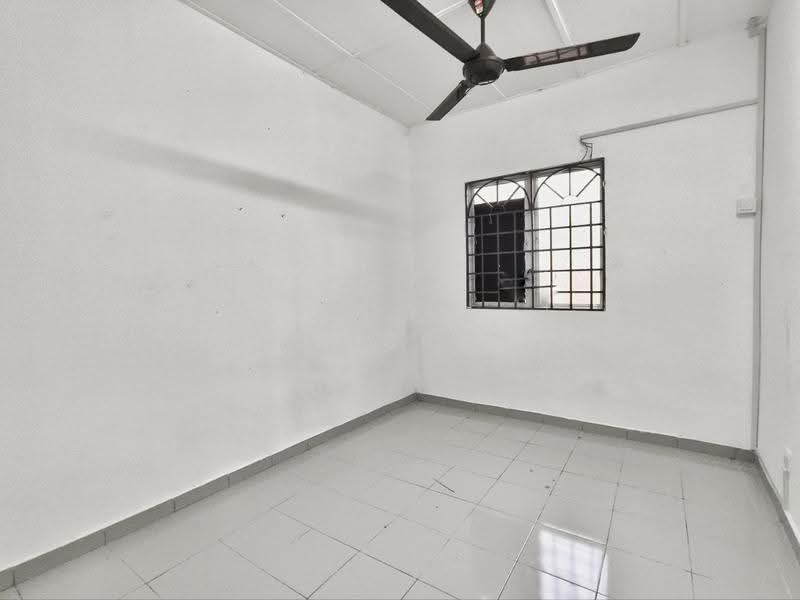 2-storey Terraced House for Sale in Bukit Indah (Ampang) - Azli Ibrahim - Interior - PropertyGuru.com.my