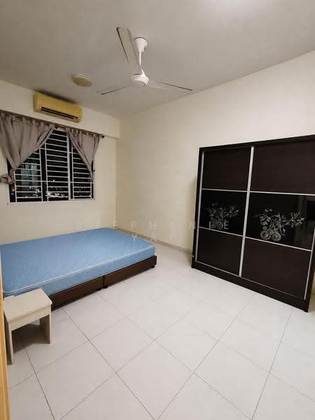 Kediaman Servis untuk Disewa di Jentayu Residensi @ Tampoi - Stephanie Yap - Bedroom - PropertyGuru.com.my