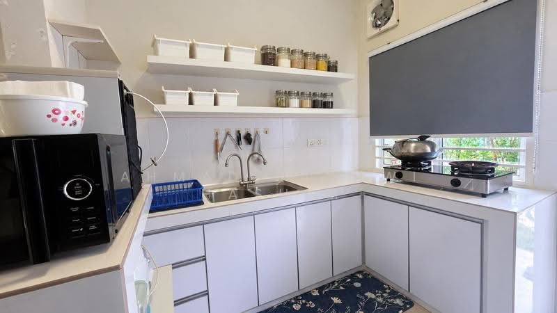 Rumah Teres 2-Tingkat untuk Dijual di Taman Salak Perdana (Dengkil) - Ahmad Zawawi Hashim - Kitchen - PropertyGuru.com.my