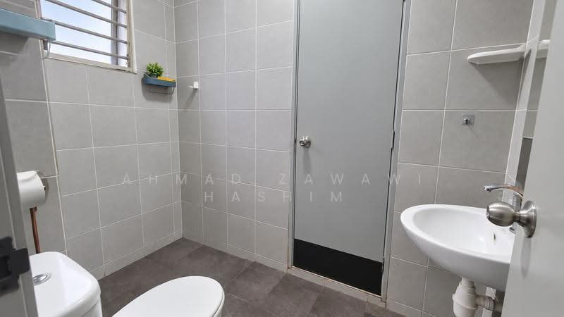 Rumah Teres 2-Tingkat untuk Dijual di Taman Salak Perdana (Dengkil) - Ahmad Zawawi Hashim - Bathroom - PropertyGuru.com.my