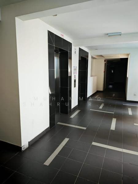 Pangsapuri untuk Dijual di Putra 1 - Muhammad Shahrul Ridhwan Mehamad Nasir - Corridor - PropertyGuru.com.my