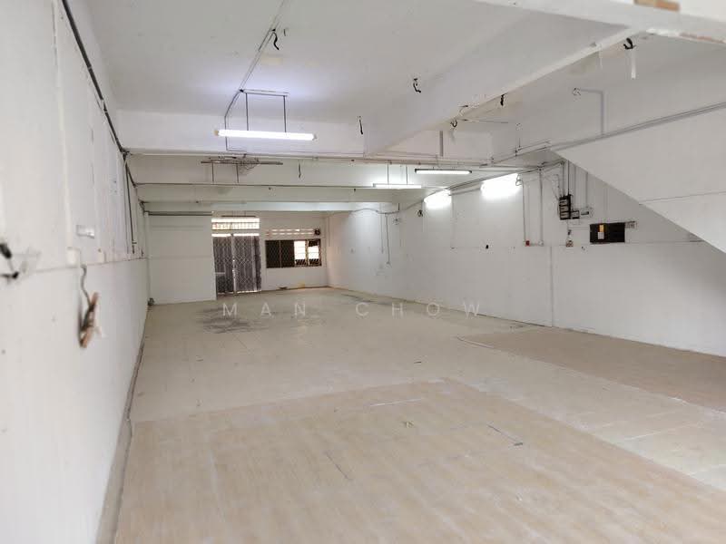 Shop for Rent in Taman Serdang Utama (Seri Kembangan) - MAN CHOW - Interior - PropertyGuru.com.my