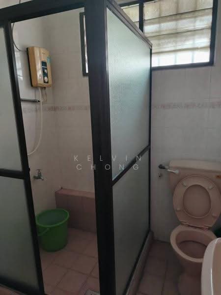 Rumah Teres 2-Tingkat untuk Disewa di Taman Boon Bak (Ipoh) - Kelvin Chong - Bathroom - PropertyGuru.com.my