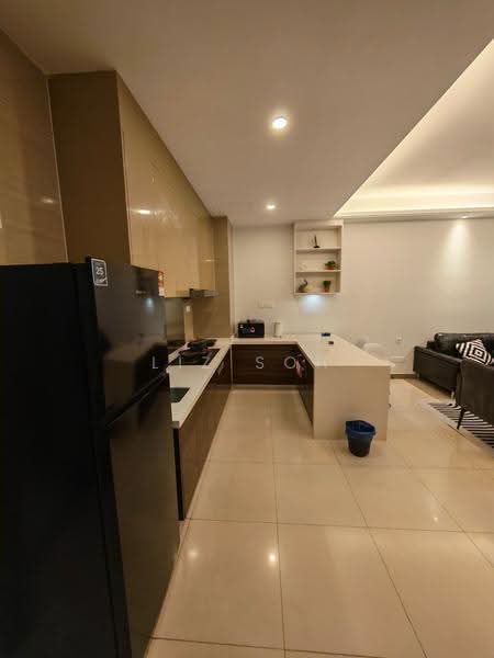 Condominium for Sale at R&F Princess Cove Phase 2-Seine Region - Liz Soh - Kitchen - PropertyGuru.com.my