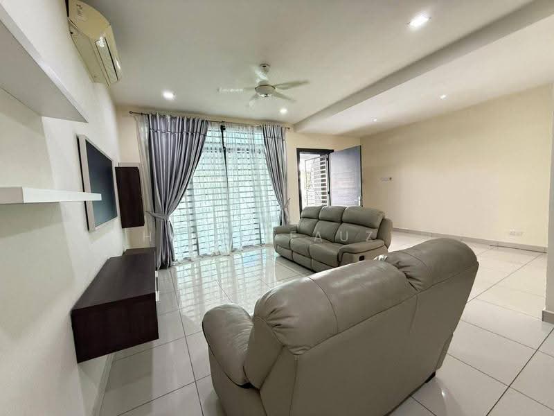 Rumah Teres 2-Tingkat untuk Dijual di Alam Impian (Shah Alam) - Hakim Fauzi - Living Room - PropertyGuru.com.my