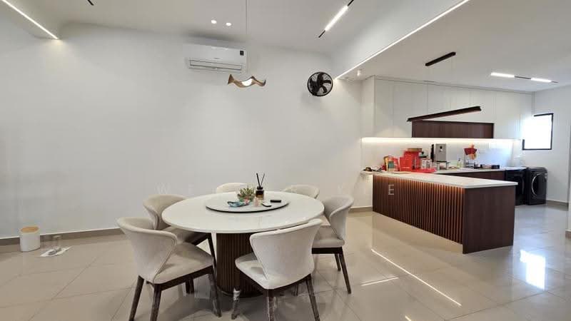 Rumah Teres untuk Dijual di Taman Ponderosa (Johor Bahru) - Werner Kee - Dining Room - PropertyGuru.com.my