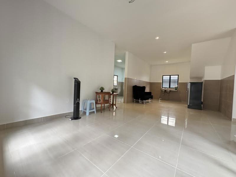 Bungalow House for Rent in Bandar Puteri Puchong (Puchong) - Jayden Lee - Living Room - PropertyGuru.com.my