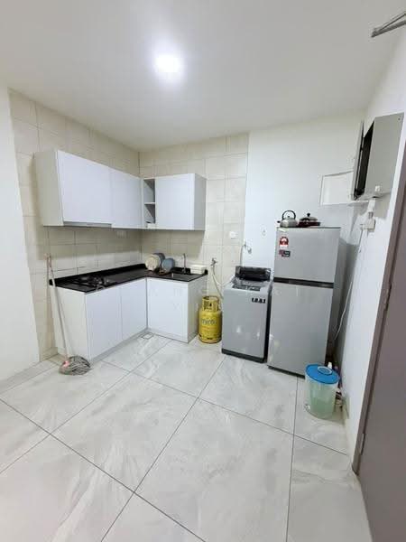Kondominium untuk Disewa di The WaterEdge (Pinggiran Air) - Chang Kai Yin - Kitchen - PropertyGuru.com.my