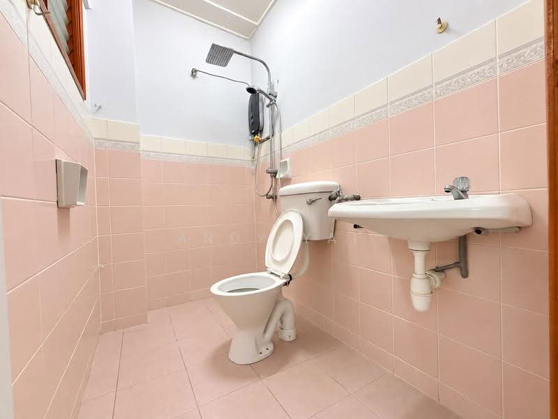 Rumah Teres 2-Tingkat untuk Dijual di Rawang (Selangor) - Andy Yap - Bathroom - PropertyGuru.com.my