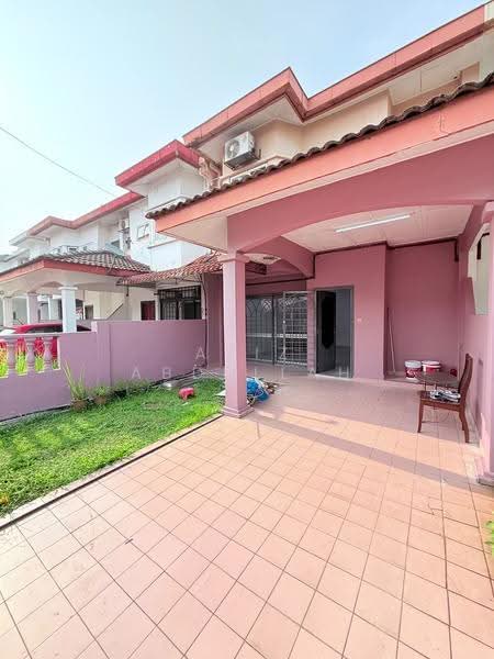 Rumah Teres untuk Disewa di Usj 13 (Subang Jaya) - Aziz Abdullah - Exterior - PropertyGuru.com.my