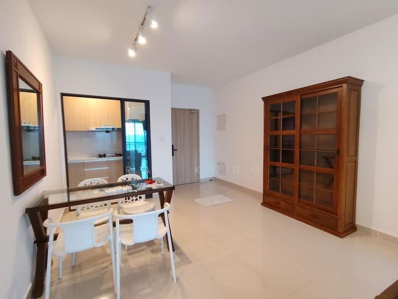 Kediaman Servis untuk Dijual di Aradia Residence @ Lake City KL North - Ray Kong - Dining Room - PropertyGuru.com.my