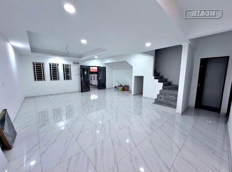 Rumah Teres 2-Tingkat untuk Dijual di Kapar (Selangor) - Raymond Choo - Living Room - PropertyGuru.com.my