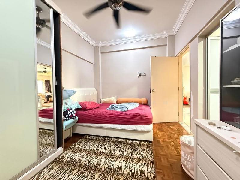 Kondominium untuk Dijual di Villaria - Nana Cheah - Bedroom - PropertyGuru.com.my
