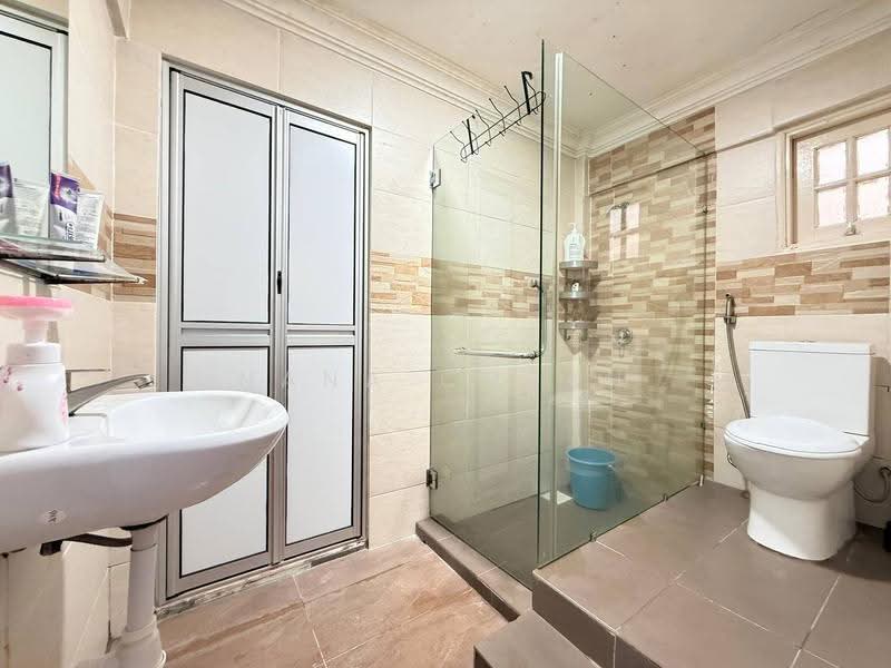 Kondominium untuk Dijual di Villaria - Nana Cheah - Bathroom - PropertyGuru.com.my
