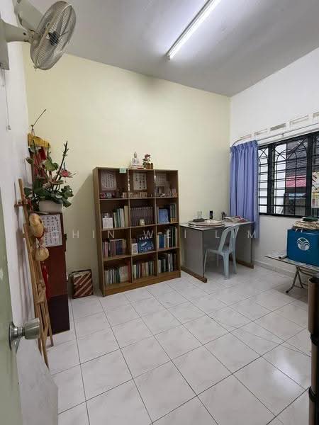 2-storey Terraced House for Sale in Taman Sri Kluang (Kluang) - Chin Wei Lim - Study - PropertyGuru.com.my