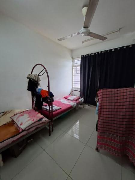 Condominium for Sale at Dwiputra Residences - Nick Chin - Bedroom - PropertyGuru.com.my