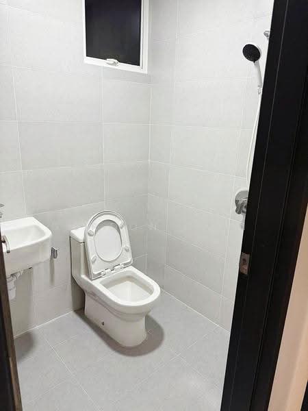 Service Residence for Rent at TRELLIS RESIDENCES - Gordon Chai - Bathroom - PropertyGuru.com.my