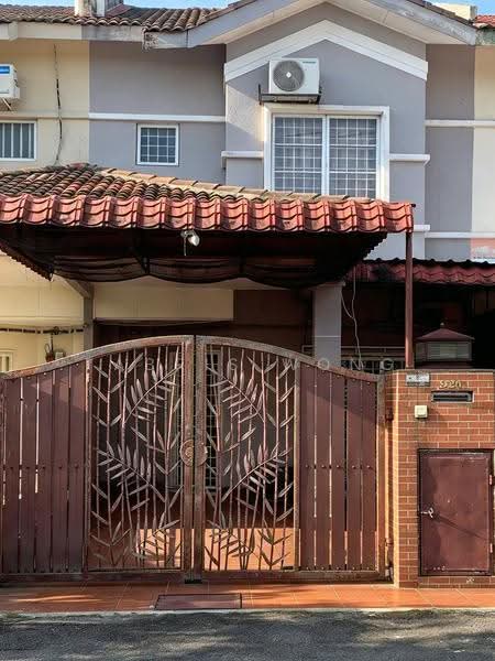 Rumah Teres untuk Dijual di Bandar Puteri Klang (Klang) - Tabris Wong - Exterior - PropertyGuru.com.my