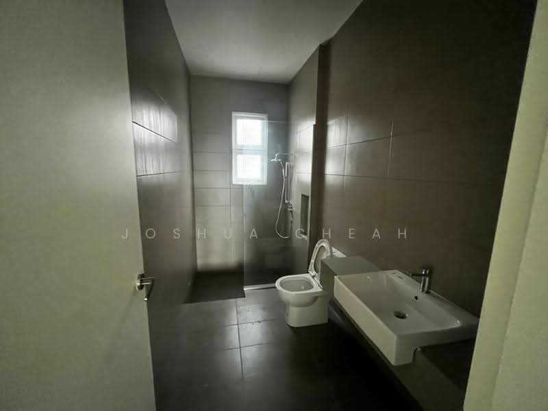 Rumah Teres untuk Disewa di KL City Centre (Kuala Lumpur) - Joshua Cheah - Bathroom - PropertyGuru.com.my