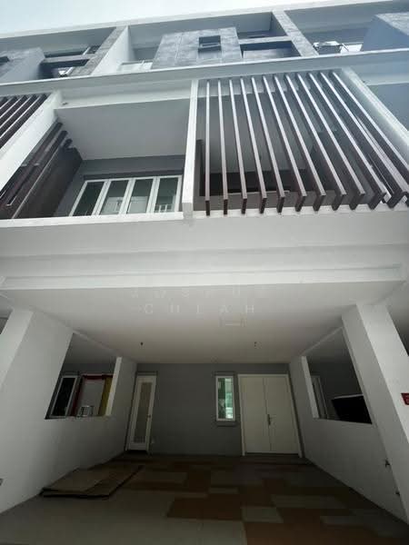 Rumah Teres untuk Disewa di KL City Centre (Kuala Lumpur) - Joshua Cheah - Exterior - PropertyGuru.com.my