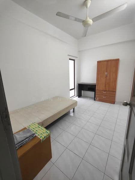 Pangsapuri untuk Dijual di Halaman Kristal - Danny Lim - Bedroom - PropertyGuru.com.my