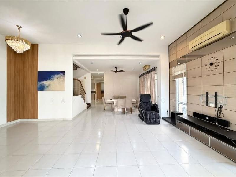 Semi-Detached House for Sale in Setia Damai (Setia Alam) - Raymond Choo - Living Room - PropertyGuru.com.my